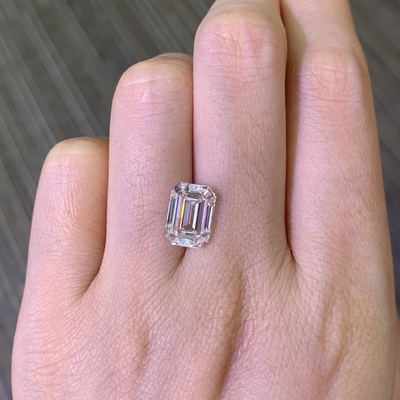 VS1 G 3.69 Carat Lab Made Emerald Cut Diamond OEM ODM